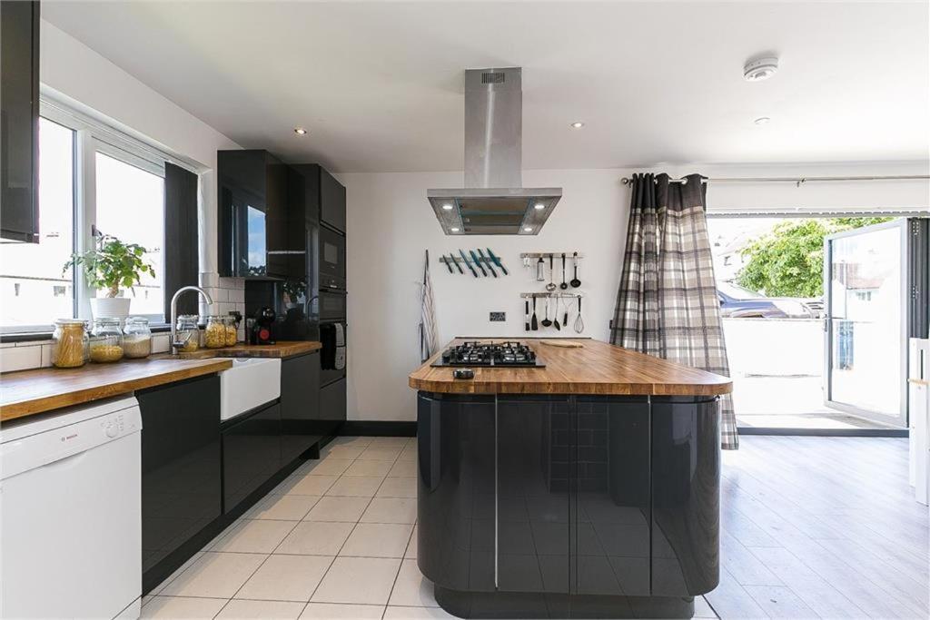 Dreghorn House 4 Bedrooms 3 Toilets 3 Reception Free Parking 233 Mbp Wifi เอดินบะระ ภายนอก รูปภาพ